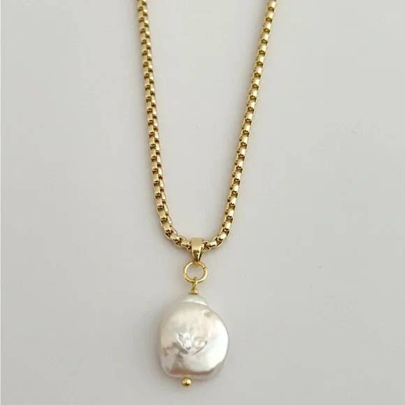 Aurelia Necklace