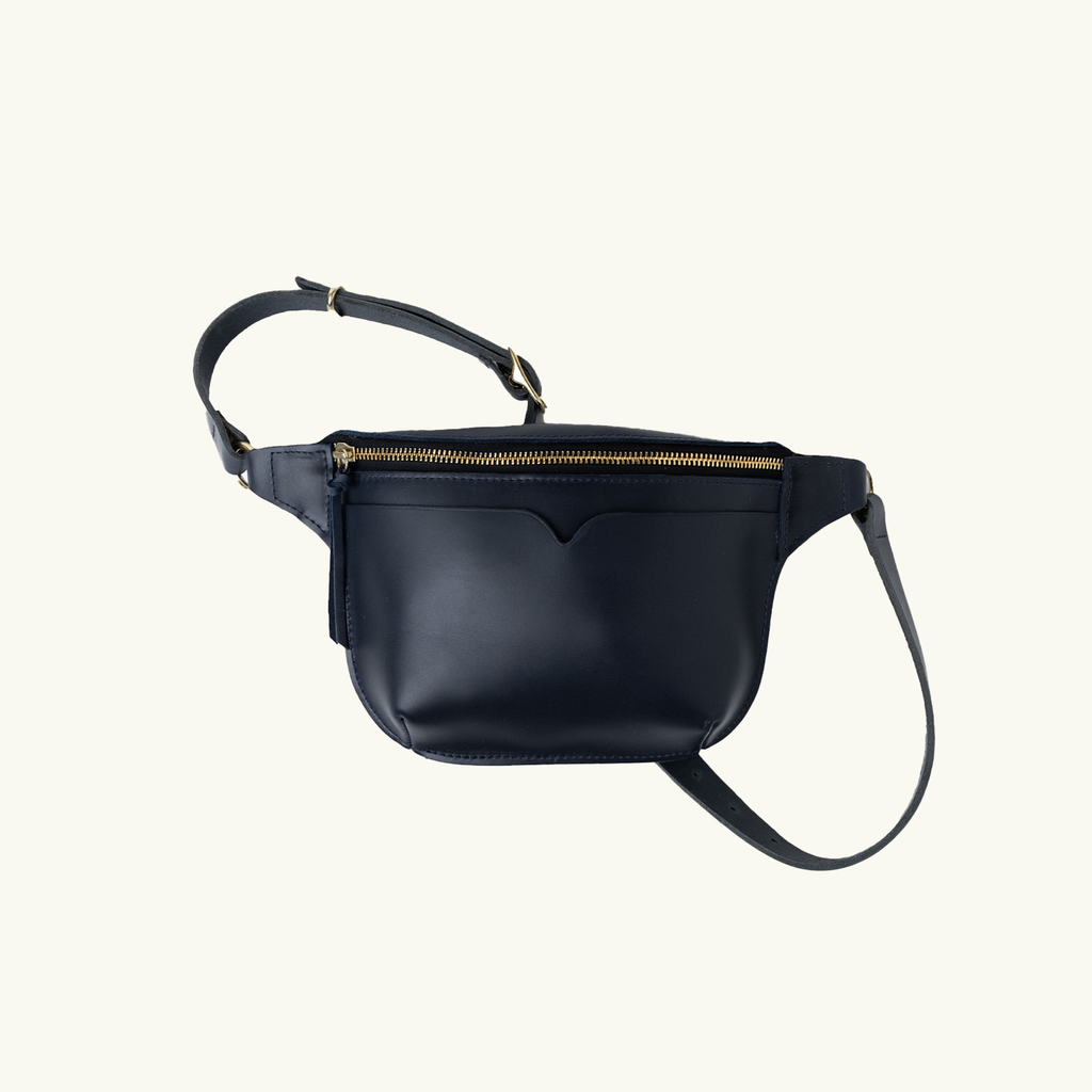 Full-Grain Leather Sling Bag – Everyday Crossbody- Black