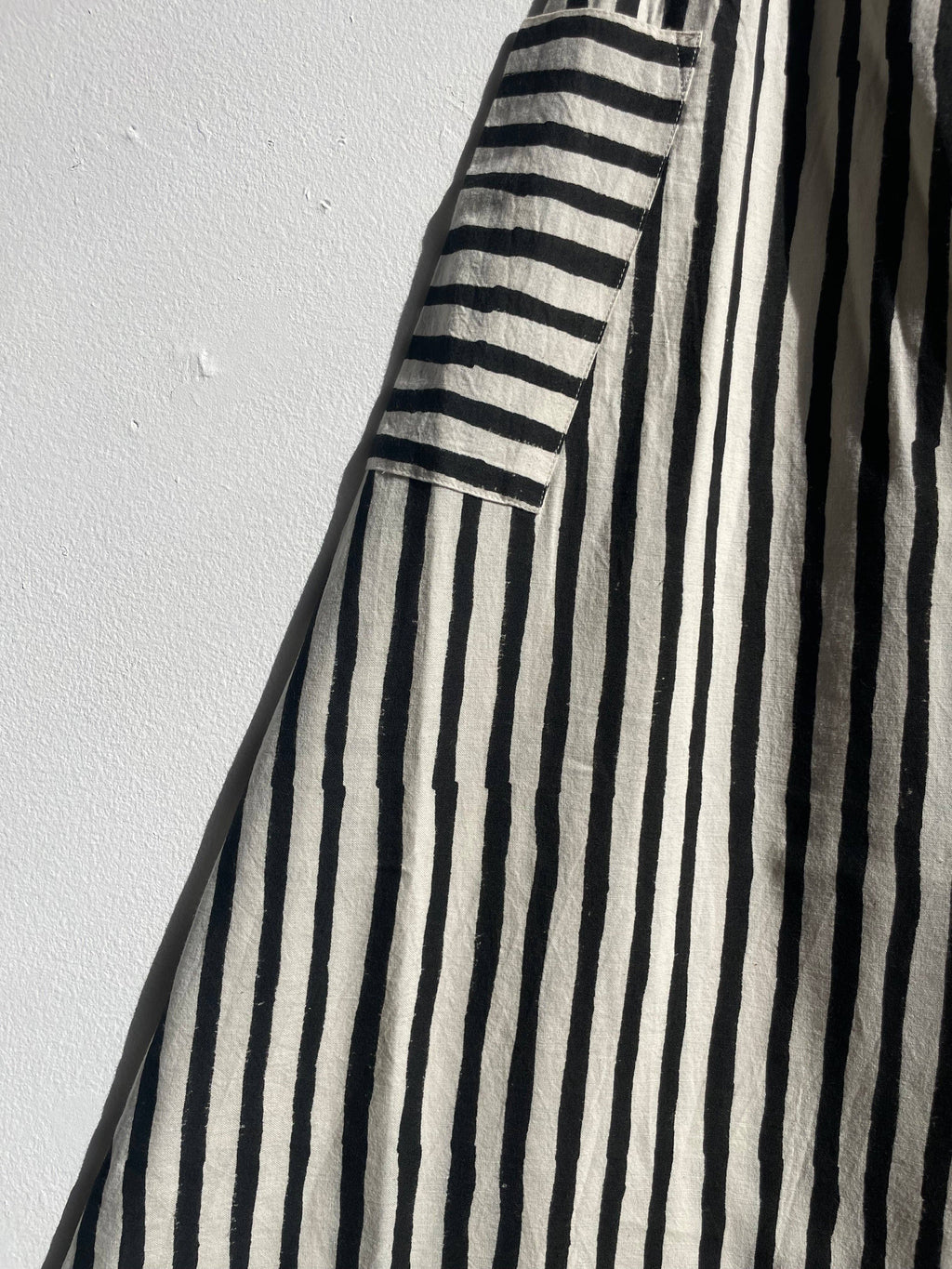 French Stripes Skirt- Black