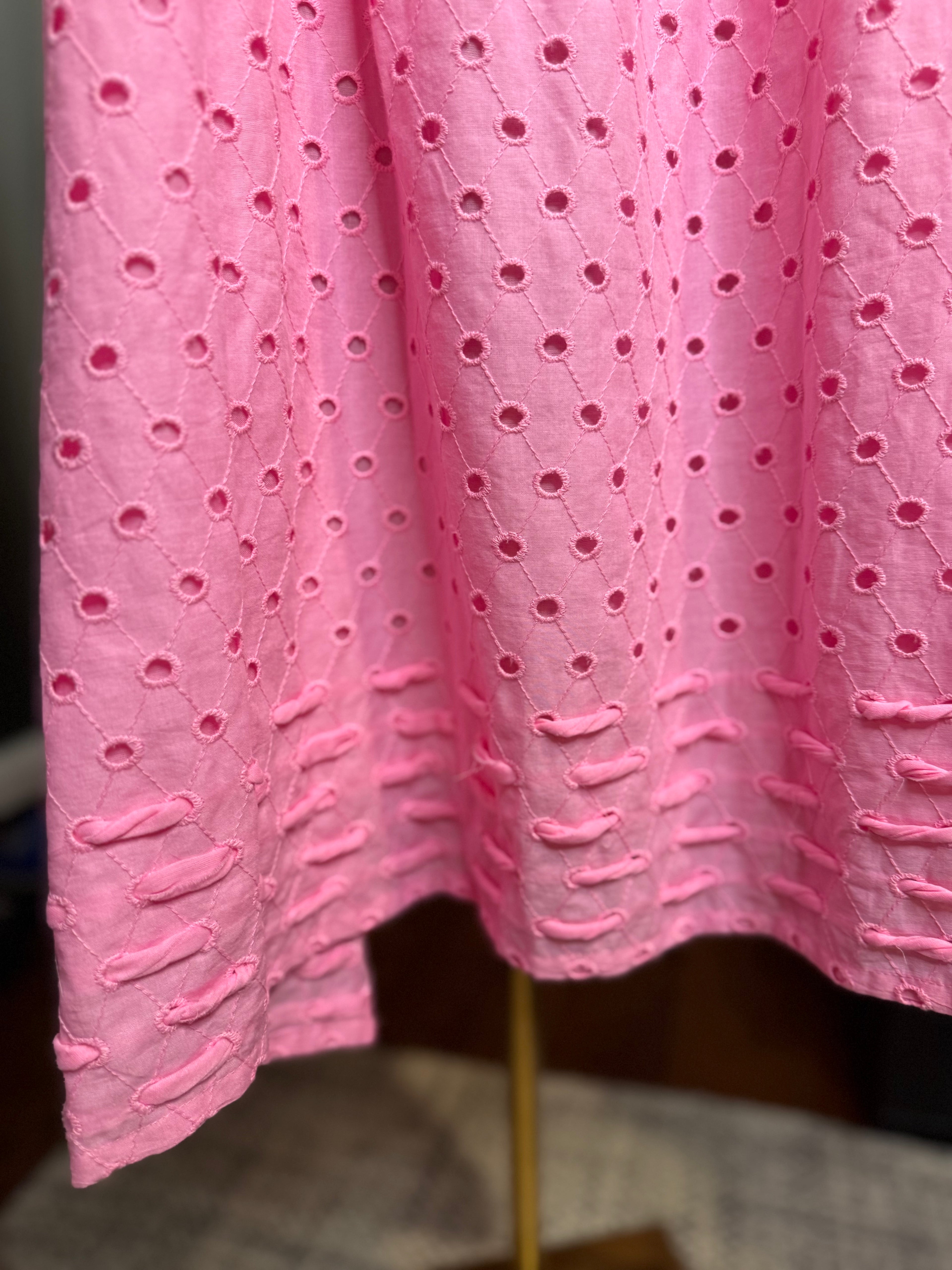 Adrift Jordis Broderie Dress in Pink – Size 14/ 2X